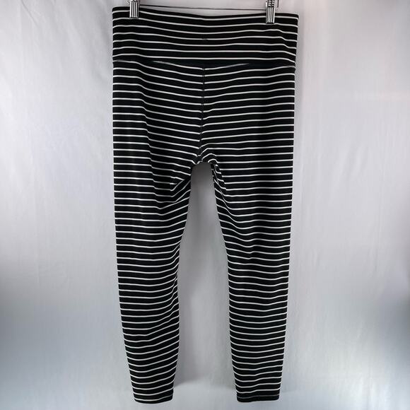 Athleta Elation Virasana Stripe 7/8 Tight - Picture 4 of 11